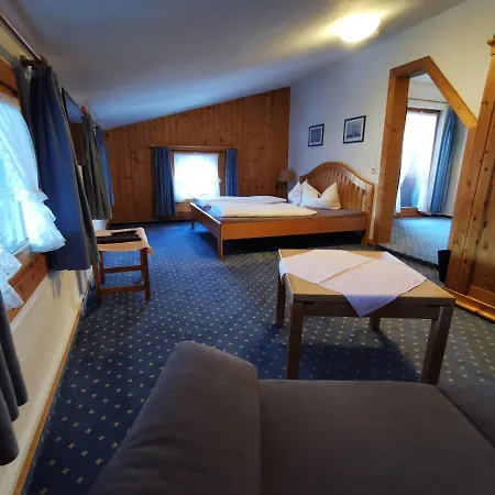 Garni Post Грайнау